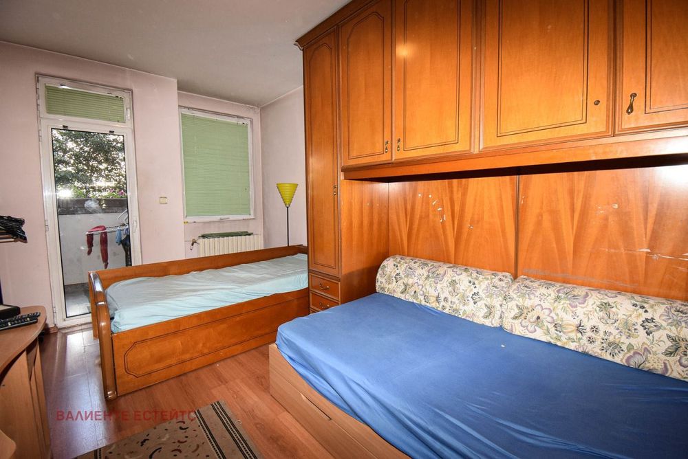 Дава се под наем Тристаен апартамент в София, Стрелбище - 96 кв.м за 597.21 € - Снимка #4
