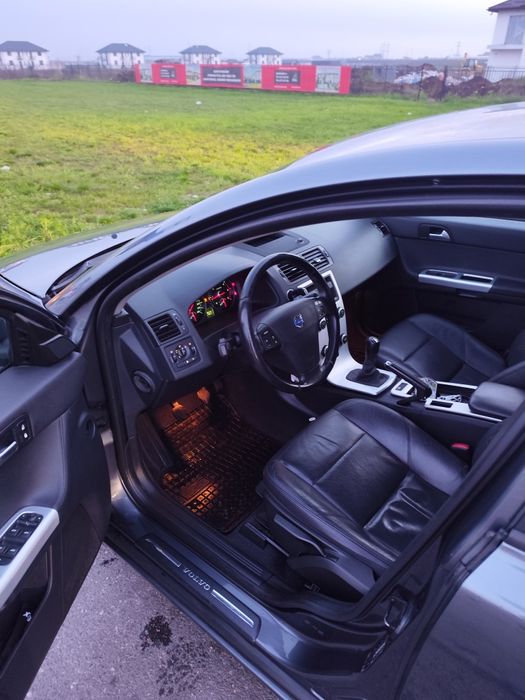 Volvo S40 din anul 2013