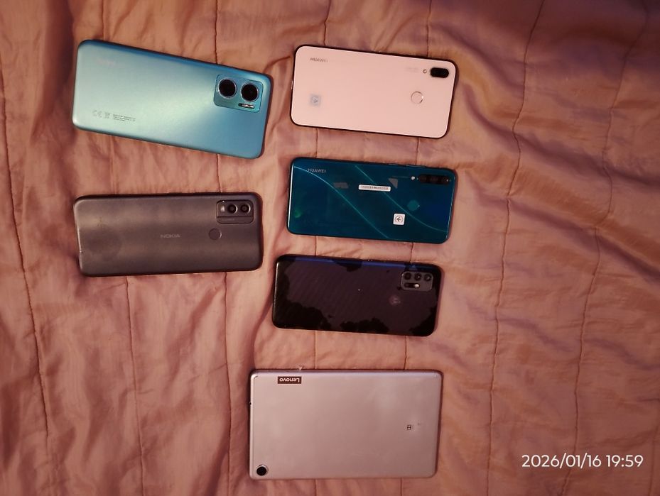 Смартфони за части! Или ремонт!