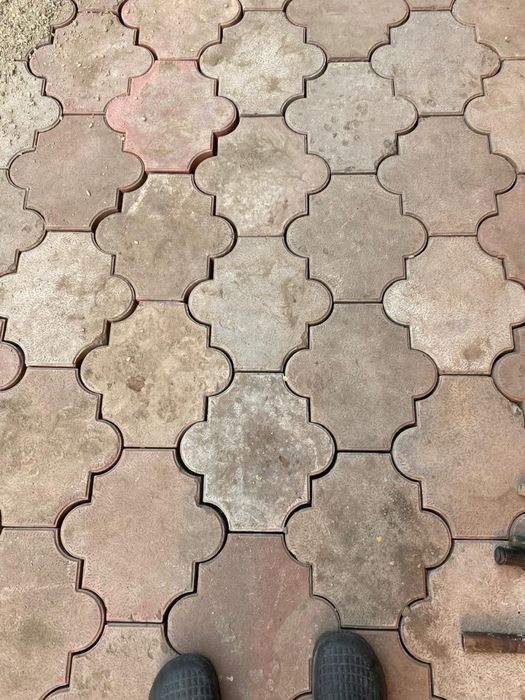 Брусчатки в хорошем состоянии