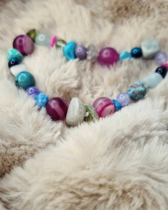 Хендмейд гривни, епоксидна смола, гердани с кристали, стомана, готик