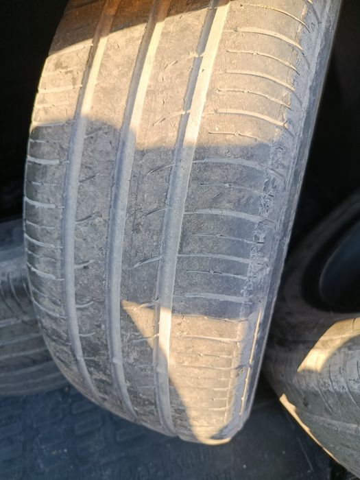 KUMHO 195/65/R15  4 штук Б/у.