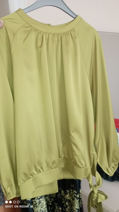 Кофта юбка сотилади