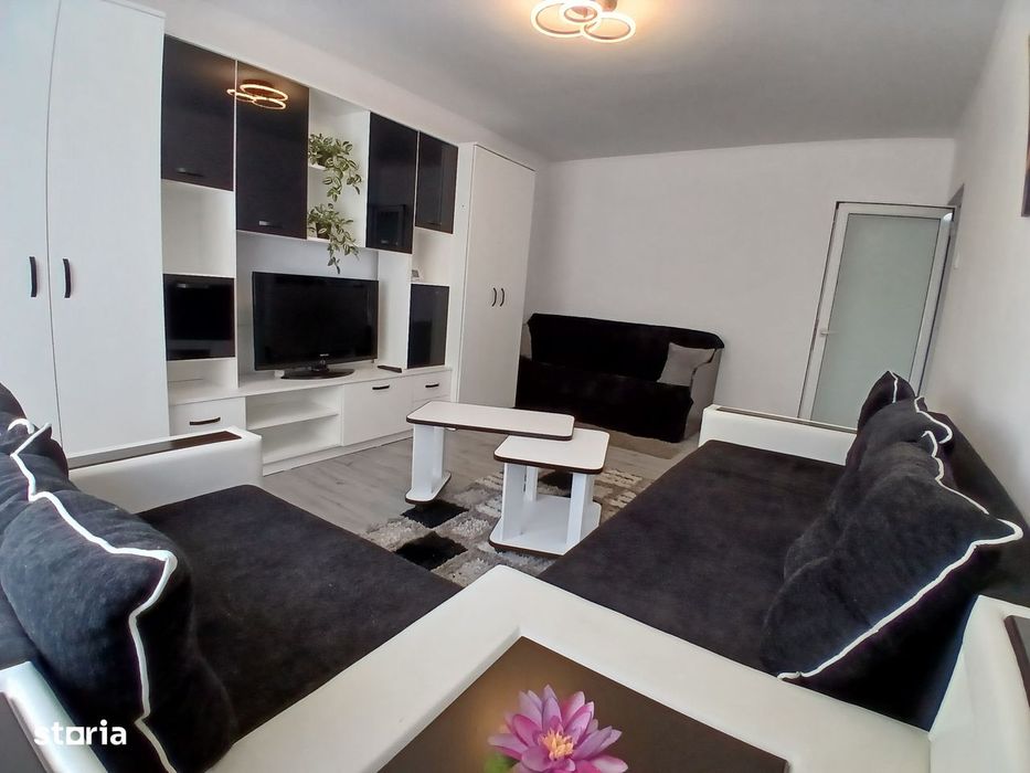 Vand Apartament 2 camere SUPERB,RENOVAT mobilat si utilat