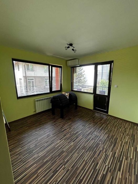 Дава под Наем 4-СТАЕН град София, Иван Вазов