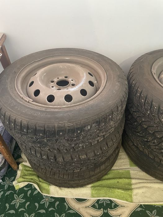 продам зимнюю шину