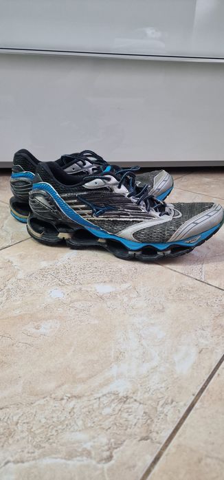Mizuno Wave Prophecy 5