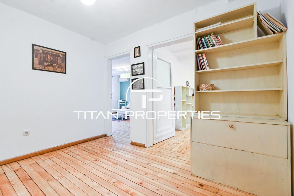 Дава се под наем Двустаен апартамент в София, Център - 95 кв.м за 548.25 € - Снимка #11
