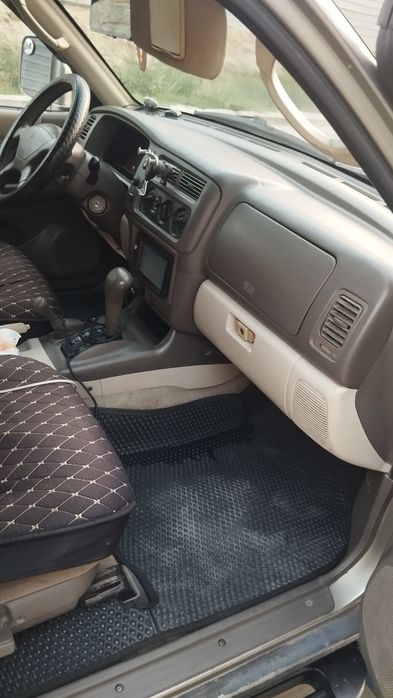 Mitsubishi Montero sport