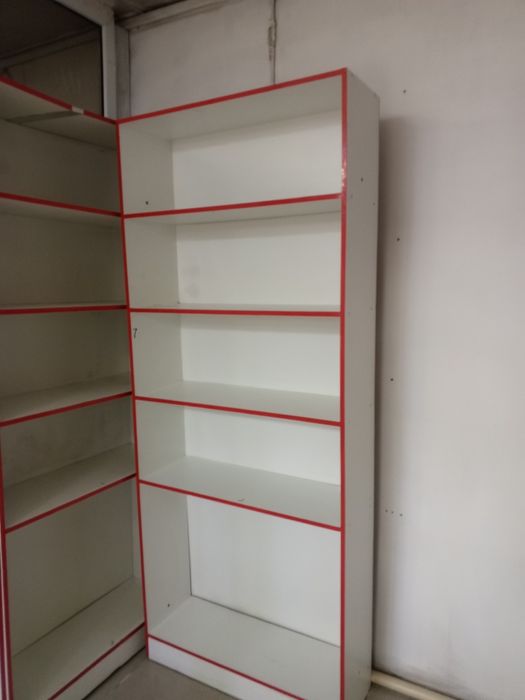 Продам полки для магазина