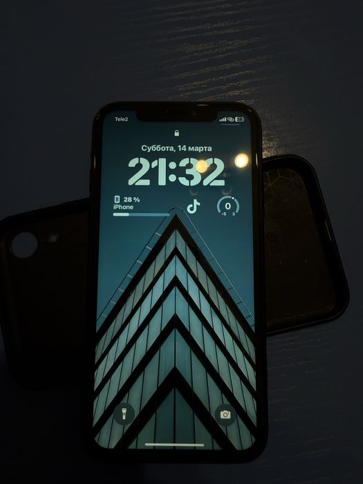 Продам Айфон XR black 128gb