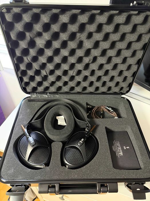 Casti Hi-Fi Meze Audio Empyrean Jet black planar - magnetic open back