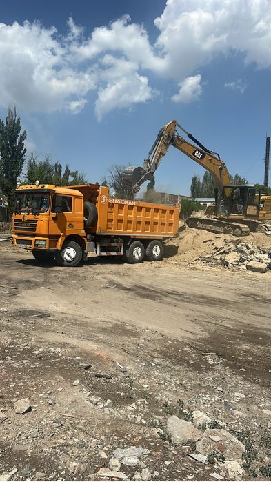Услуги самосвала Howo. Shacman