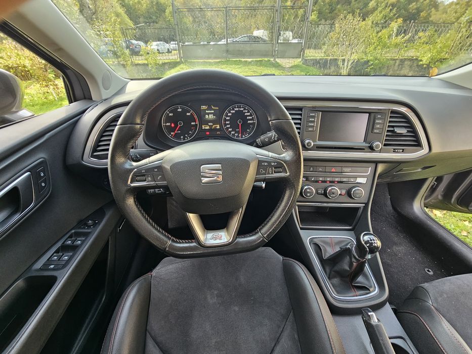 Seat Leon FR 2015 2.0 184cp MATRIX import Germania