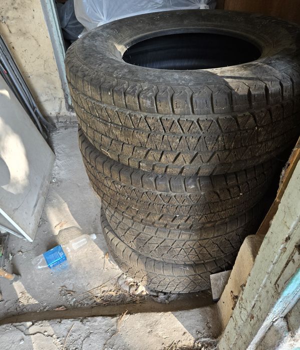 Зимние шины Bridgestone