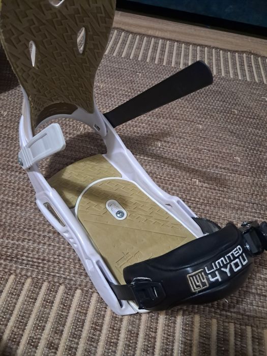 Legaturi Nitro Raiden cu ankle strap rupt