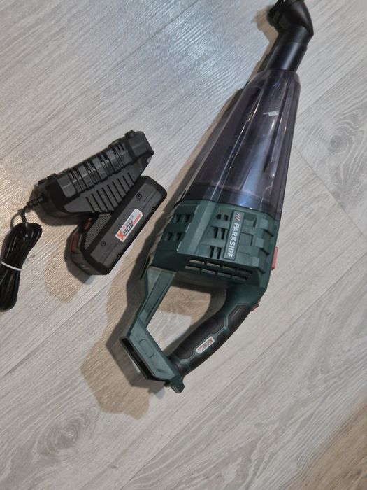 Aspirator portabil 20V