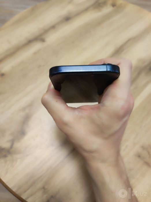Продается срочно Iphone 16 512 gb black