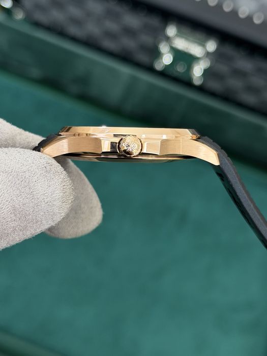 Patek Philippe Aquanaut Gold