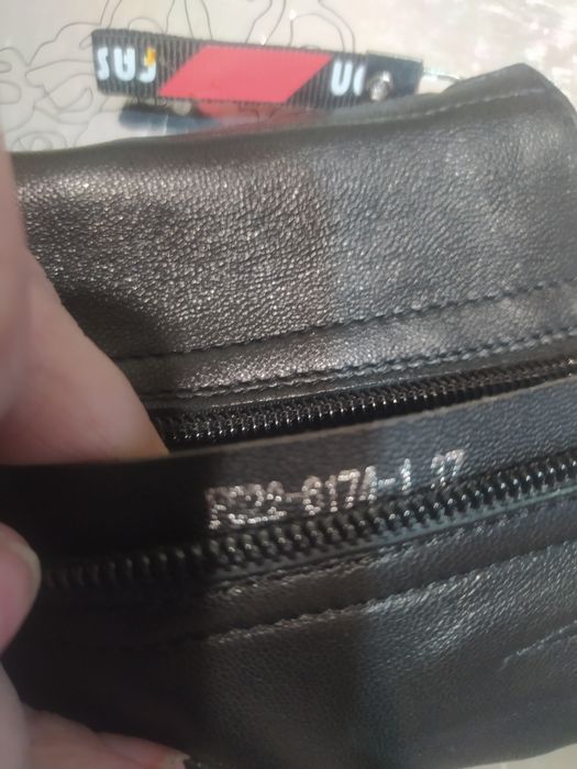 Продам кожаные ботильоны.