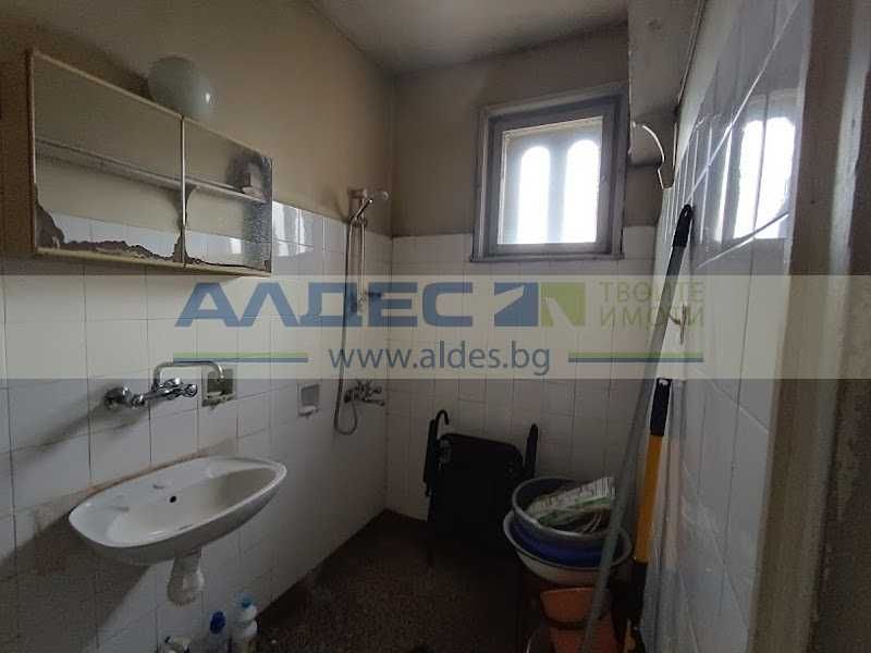 Продава се Тристаен апартамент в София, Медицинска академия - 106 кв.м за 1539 €/кв.м - Снимка #14