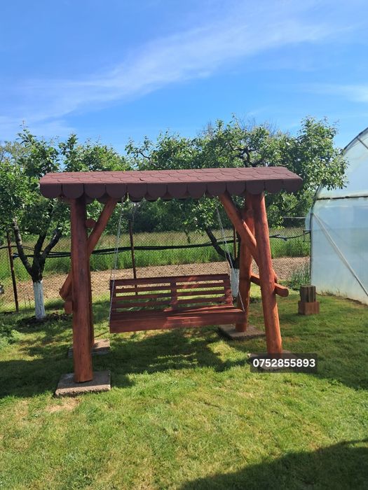 Leagăne rustice de gradina