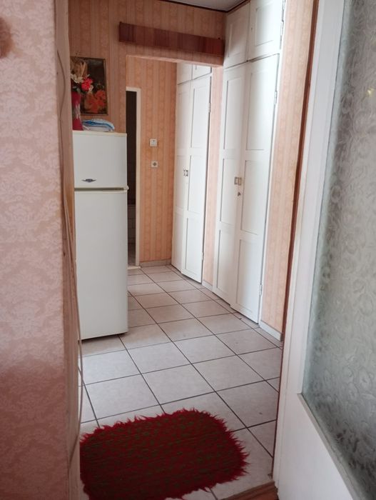 Vand apartament 2 camere str.Moldovei,Rogerius Oradea suprafață 46mpp