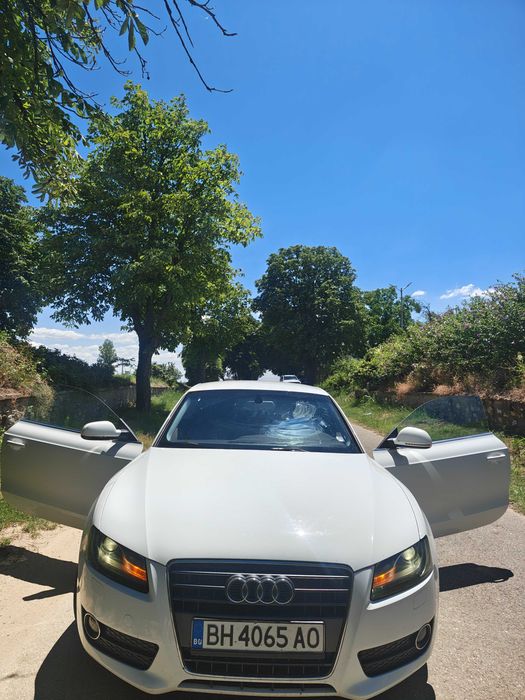 Vând Audi A5 coupe