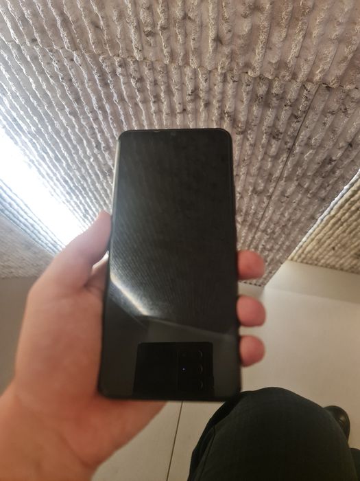Продаю телефон Vivo 21E