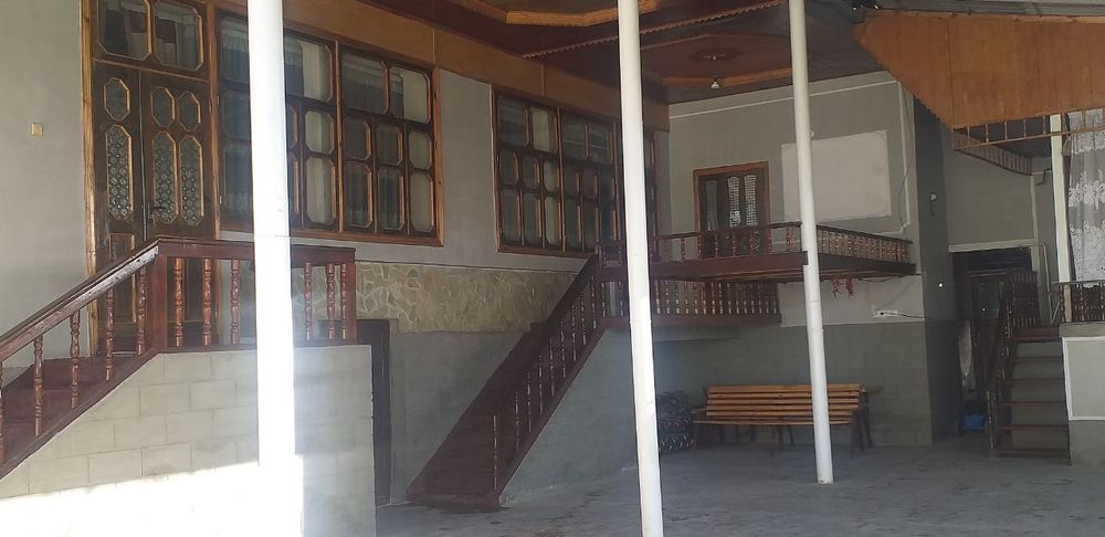 Срочна уй сотилади