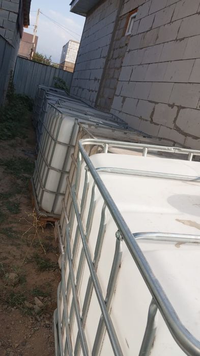 бочка.сатылады 1000.литр