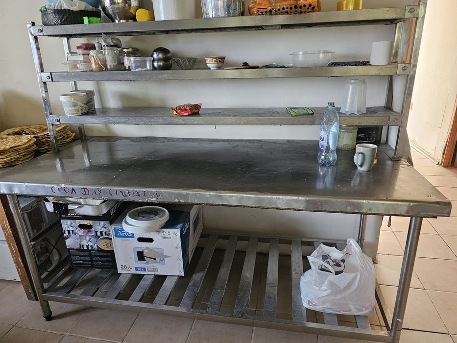 Продам разделочные столы