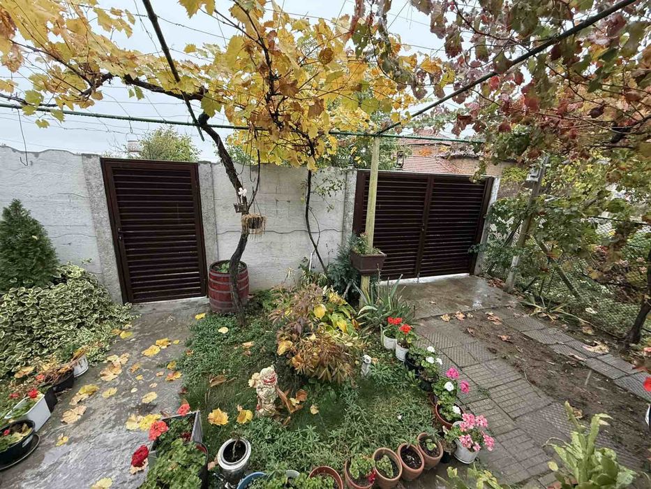 Продавам къща в село Бегово на 40 км от