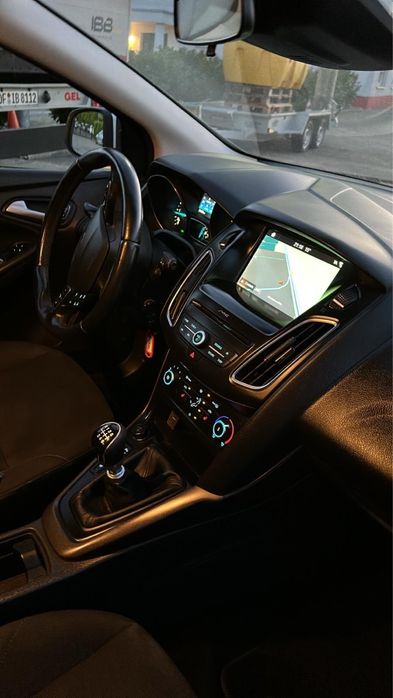 Vand sau schimb Ford Focus 3!!!