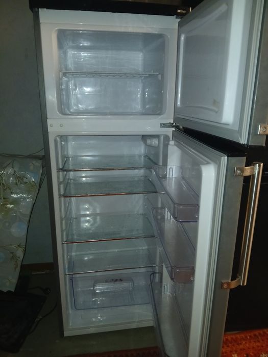 Xaladilnik sotiladi..Deyarli yangi..