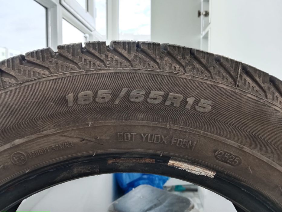 Продам бу шины зимние