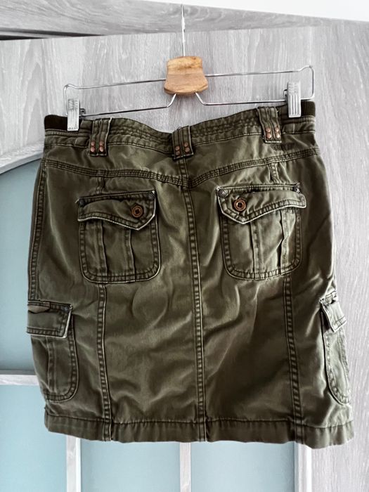 Fusta sport, marca PROTEST (Olanda)