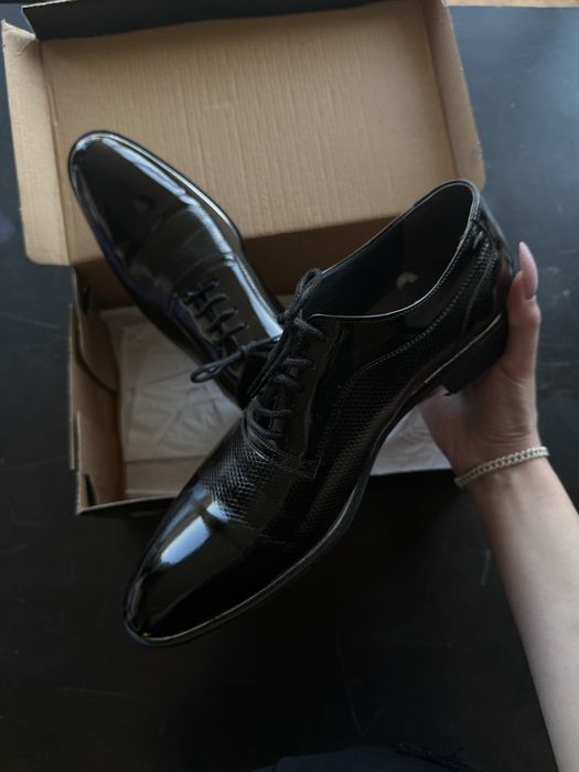 Елегантни мъжки официални обувки