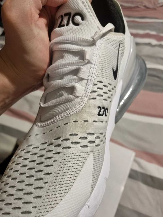Nike Air Max 270 – Мъжки маратонки Размер 45.5 (UK 10.5) бели отлични