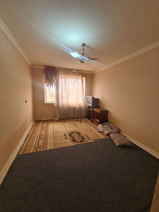 4 каватда жойлашган 2 хонали квартира тезда сотилади