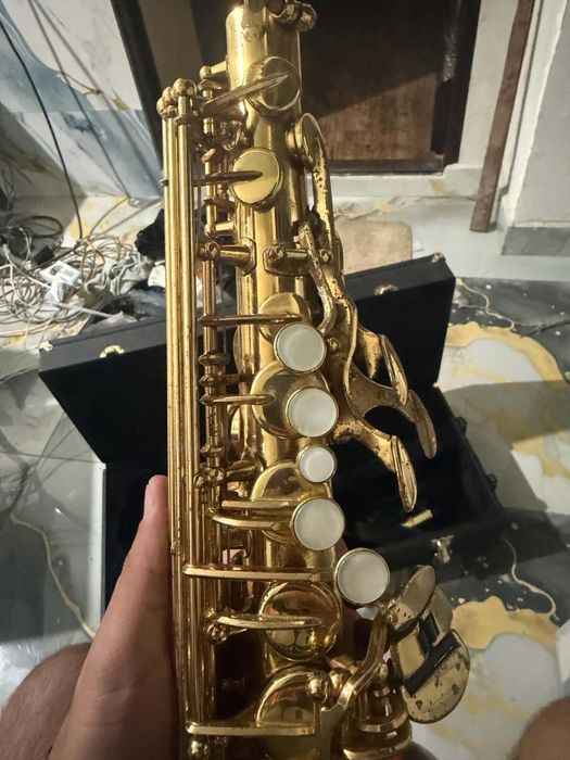 Se vinde saxofon Yamaha Yas 275 stare foarte buna, mici semne de uzura  ,vine insotit cu toate acesoriile,pretul este 550€ negociabil