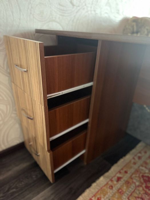 Продам рабочий стол