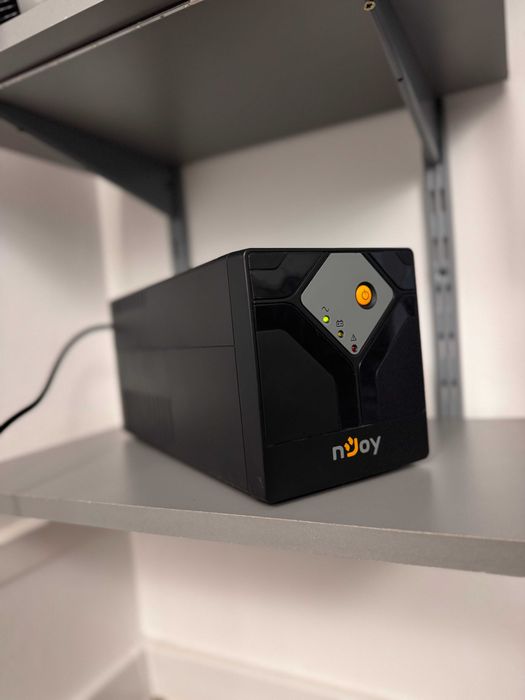 UPS NJoy Septu 1000VA/600W Reglaj Automat al Tensiunii 4 prize schuko