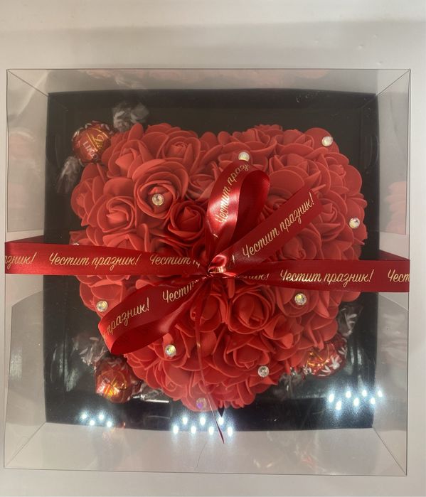 Сърце от рози в кутия