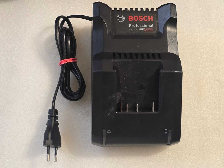 Incarcator Original Bosch GAL 18V-40 professional 10.8V - 18V curent 4A 95W