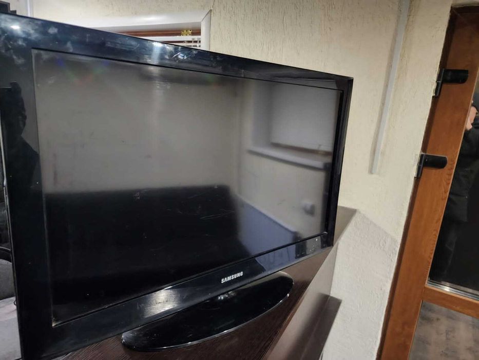 Продам телевизор samsung 32 дюйма