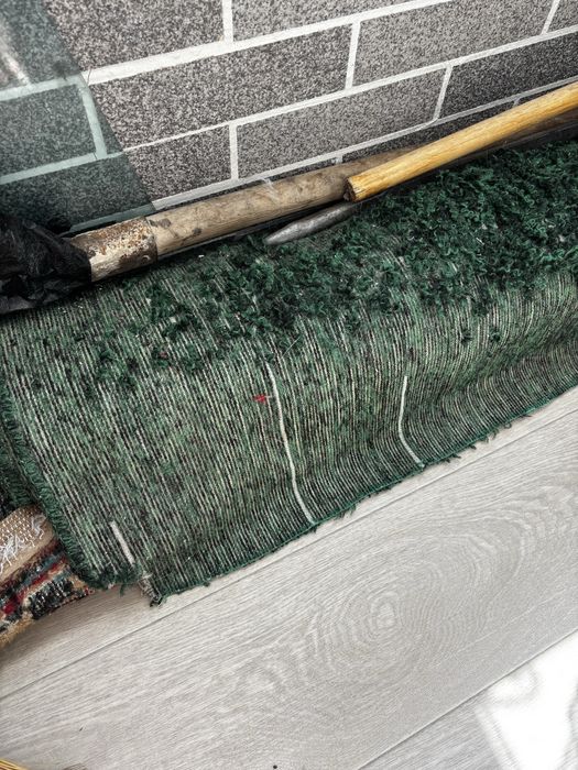 Продам большой рулон ковролина