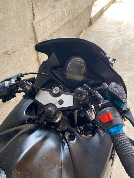 Kawasaki 250cc Edial holatda