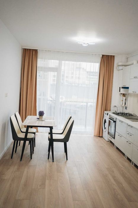 Apartament de inchiriat in bloc nou, zona mall