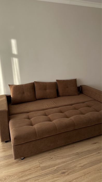 Диван для гостиной 3-х местный